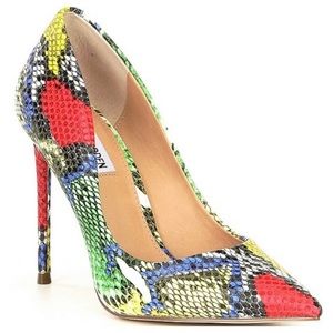 steve madden snakeskin heel